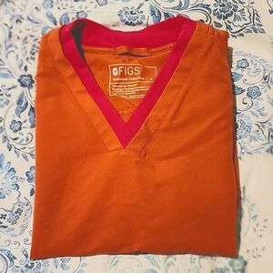 Figs Scrub Top Casma Terracota with Pink V-Neck Small